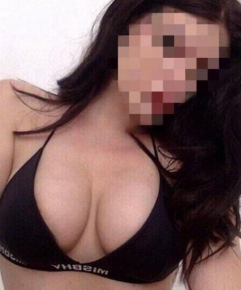 Опытная индивидуалка, готовая подарить тебе незабываемые моменты удовольствия. У меня много возможностей для твоего наслаждения. Я знаю, как исполнить самые сокровенные твои фантазии. ⭐️❤️
У меня в Москве уютная и комфортная квартира, где мы можем встретиться и насладиться друг другом. Открою для тебя удивительный мир страсти и желания. Я профессионалка в своем деле, и обладаю множеством техник, которые приведут тебя к вершине блаженства. 🌹🔥
Мои услуги разнообразны - классический секс, оральные ласки, массаж и многое другое. Я всегда вижу индивидуальность каждого клиента и стараюсь удовлетворить все его желания и потребности. 🎁💋
У меня много положительных отзывов от довольных клиентов, которые оценили мою чуткость, умение слушать и понимать. Фото в моем профиле полностью соответствуют действительности. Доверься моей опытности и я подарю тебе незабываемые моменты блаженства. 🔞📸
Жду тебя, чтобы воплотить все твои фантазии в реальность. Давай насладимся встречей в Москве, где я создам горячую атмосферу и придушу твои дикие желания. Не упусти возможность испытать неземное удовольствие со мной. 💥🔥 11252, 24 года