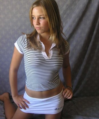 Изысканная брюнетка с шикарной фигурой приглашает в гости порядочного господина для незабываемых встреч. Гарантирую полное воплощение твоих желаний и страстную атмосферу. Звони, не пожалеешь! 3155, 20 лет